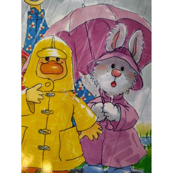 Set of 2 Little Suzy's Zoo Coloring Books Make a Splash 2010 Kids Learning READ - Picture 2 of 7